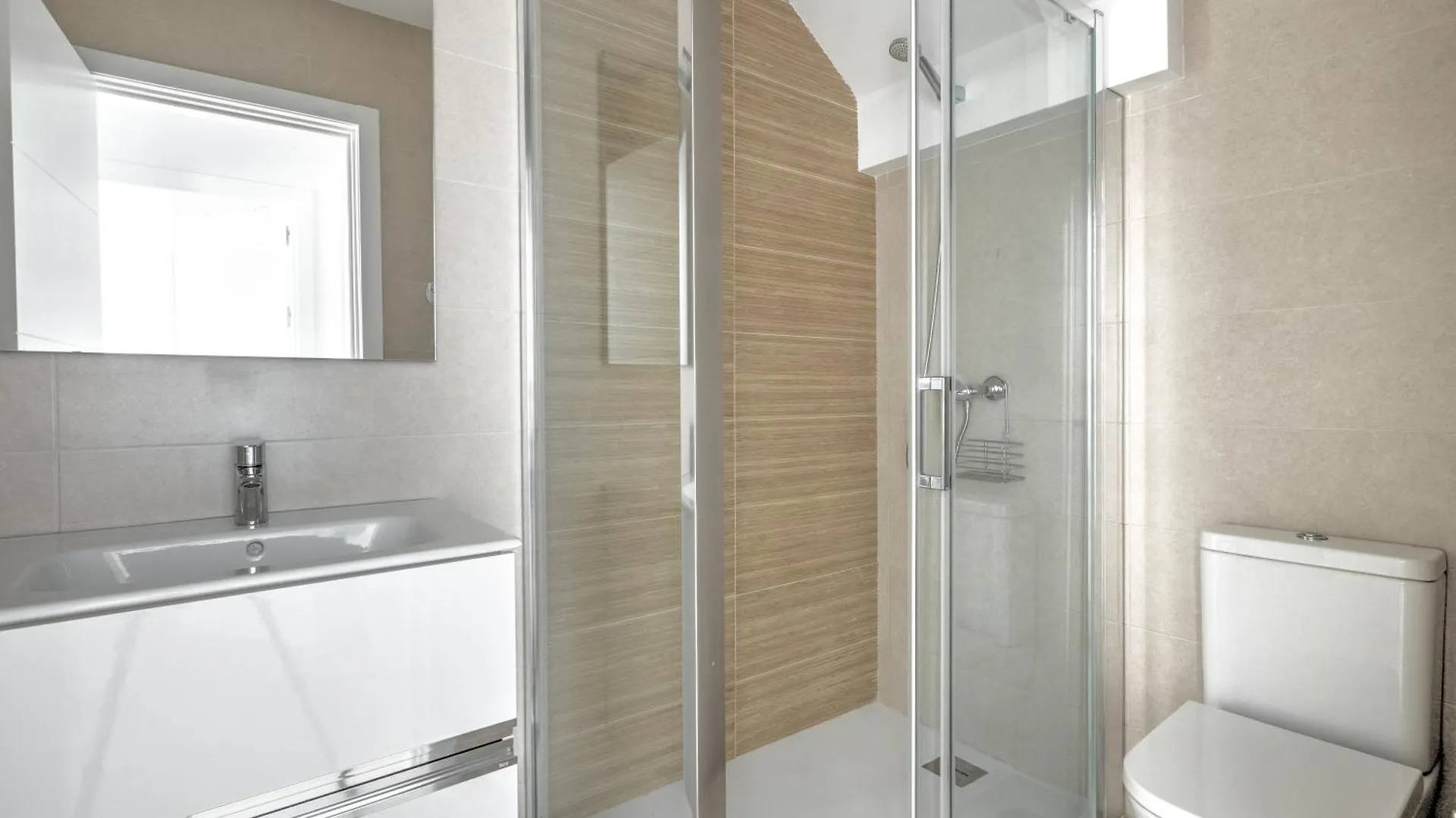 Σπίτι διακοπών Modern Townhouse With 3 Terraces, Pool And Views Βίλα Nerja